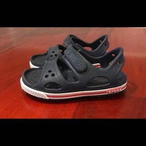 Crocs blue sandals baby boys Sz 7 C baby/toddler